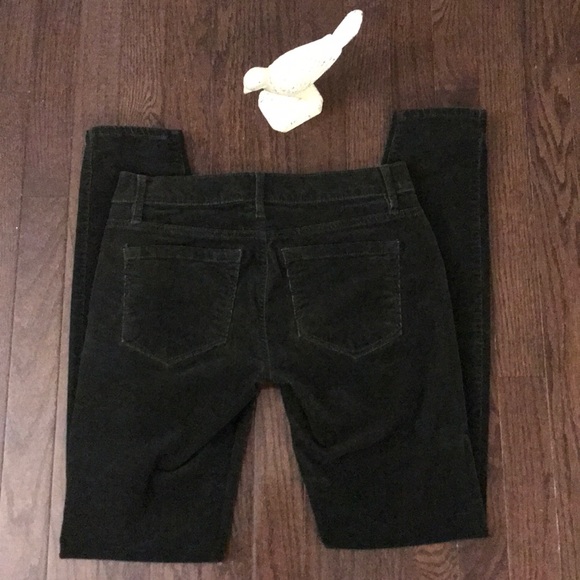❎DONATED❎ Loft Outlet OLIVE Modern Skinny Cords - Picture 4 of 8